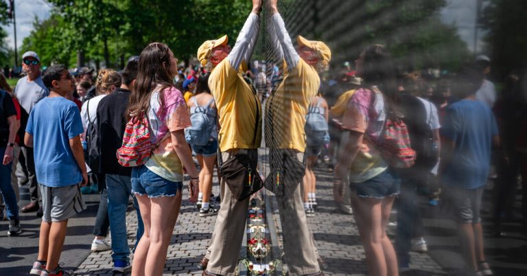 At Vietnam War Memorial, Familiar Names, Old Grief and a Kind of Peace